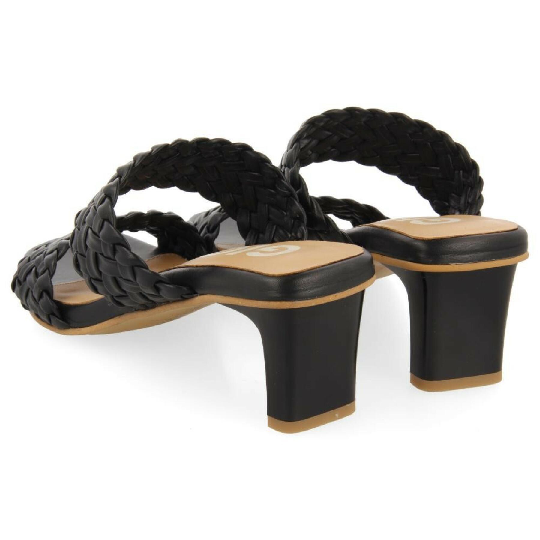 Sandálias de calcanhar feminino Gioseppo Pirie